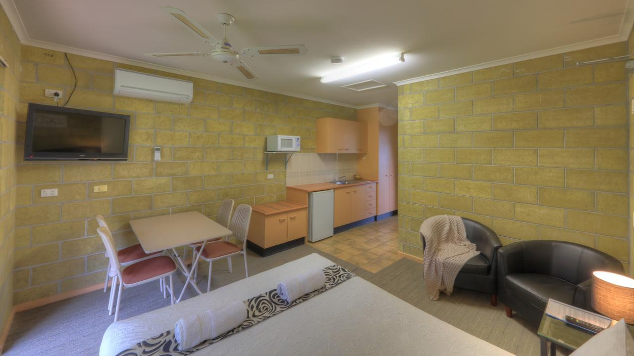 Yarra Holiday Park Stuarts Point Екстериор снимка