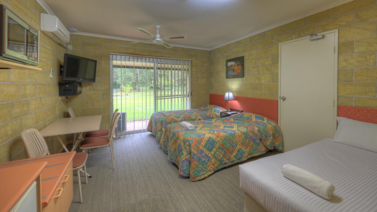 Yarra Holiday Park Stuarts Point Екстериор снимка